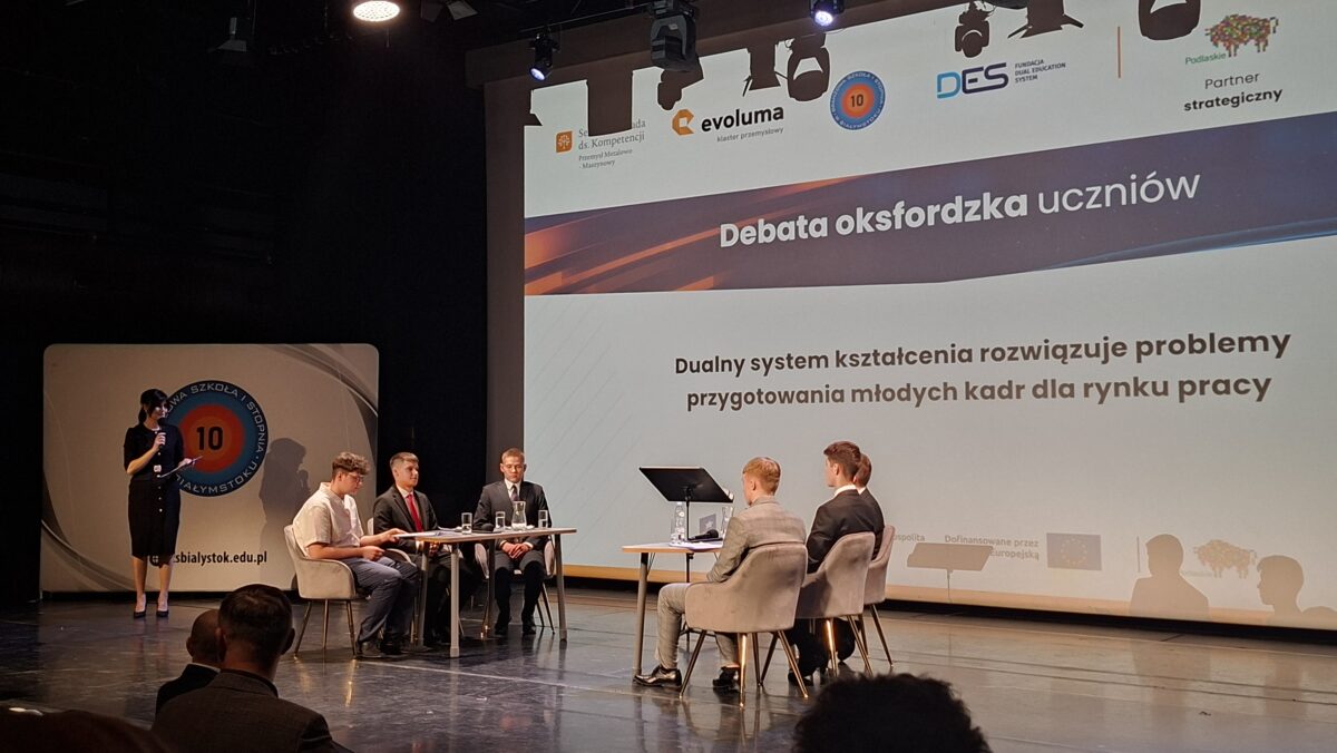Rynek pracy potrzebuje zmian. Kształcenie dualne w centrum uwagi konferencji w Białymstoku